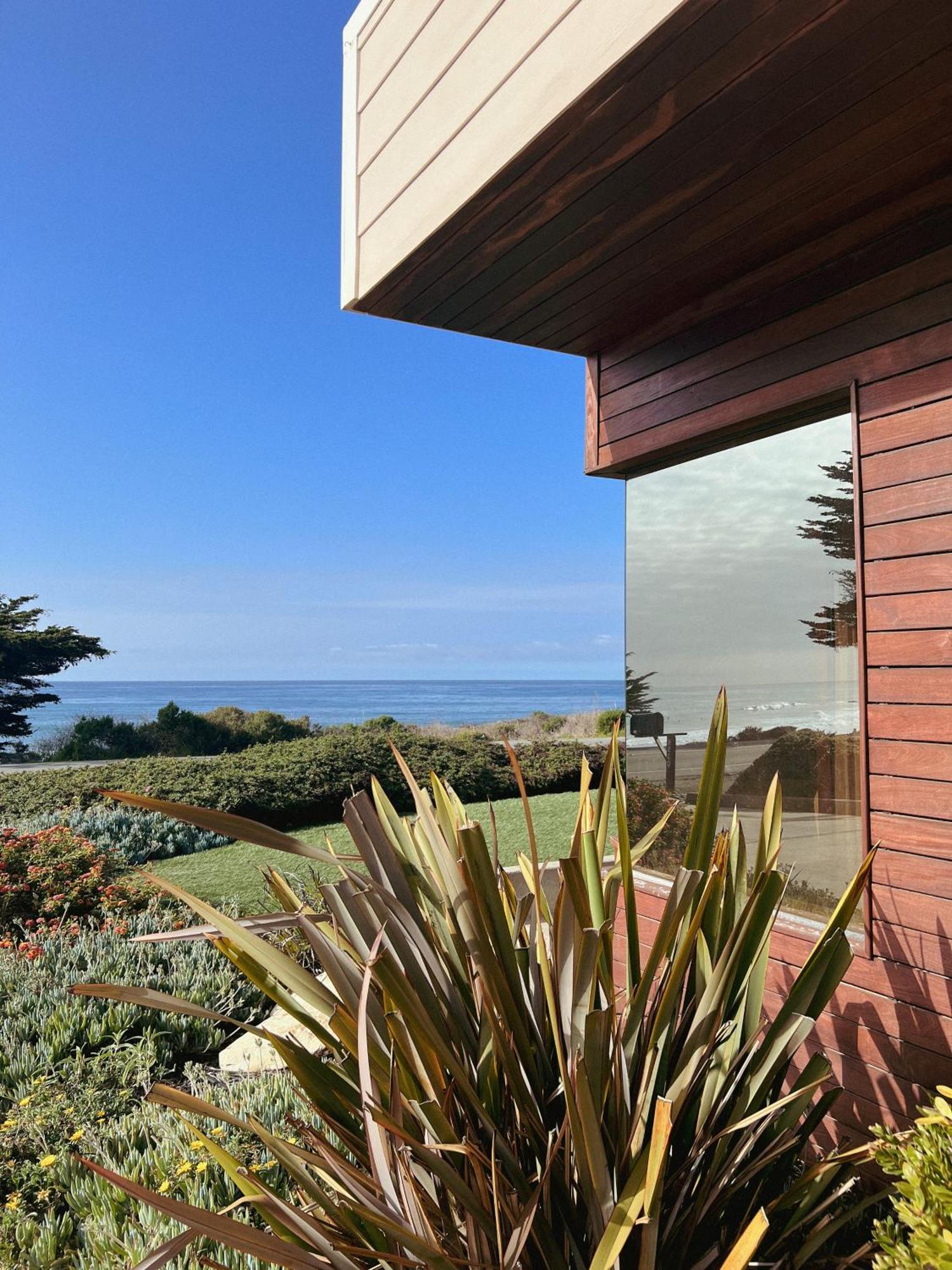 Cambria Landing Inn And Suites Buitenkant foto