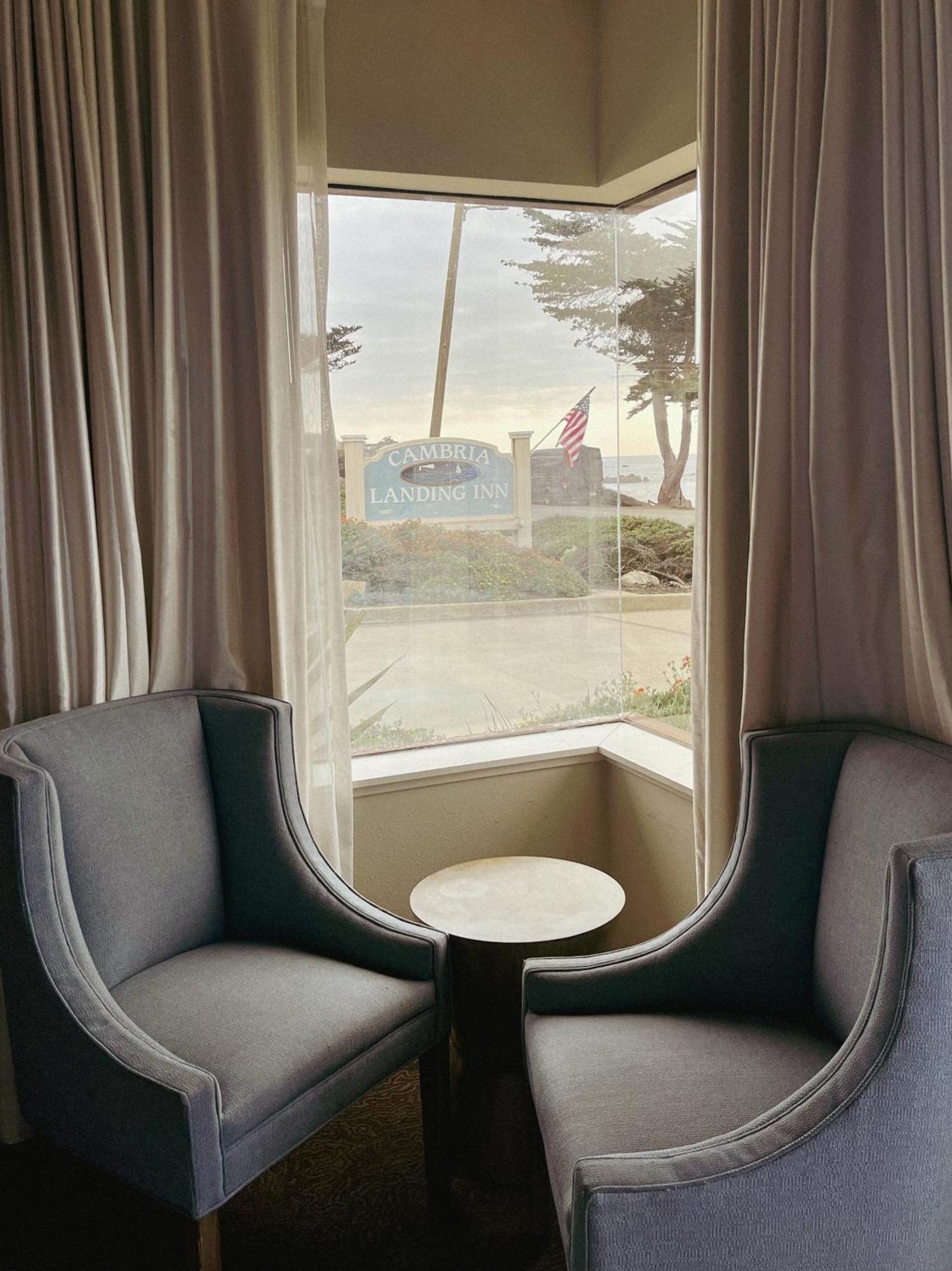Cambria Landing Inn And Suites Buitenkant foto