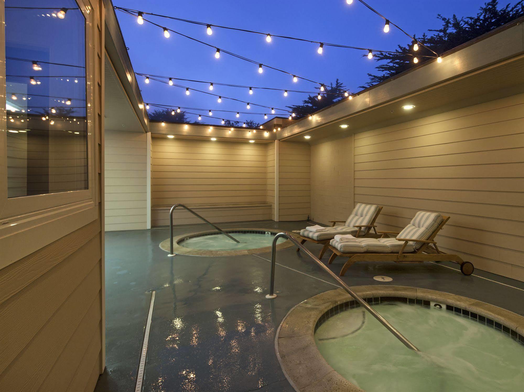 Cambria Landing Inn And Suites Buitenkant foto